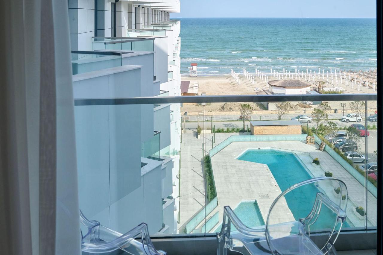 Seaview Luxury Studio In Infinity Beach Resort Mamaia Exterior photo